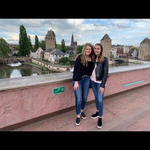 Meet your Posher, Nicole